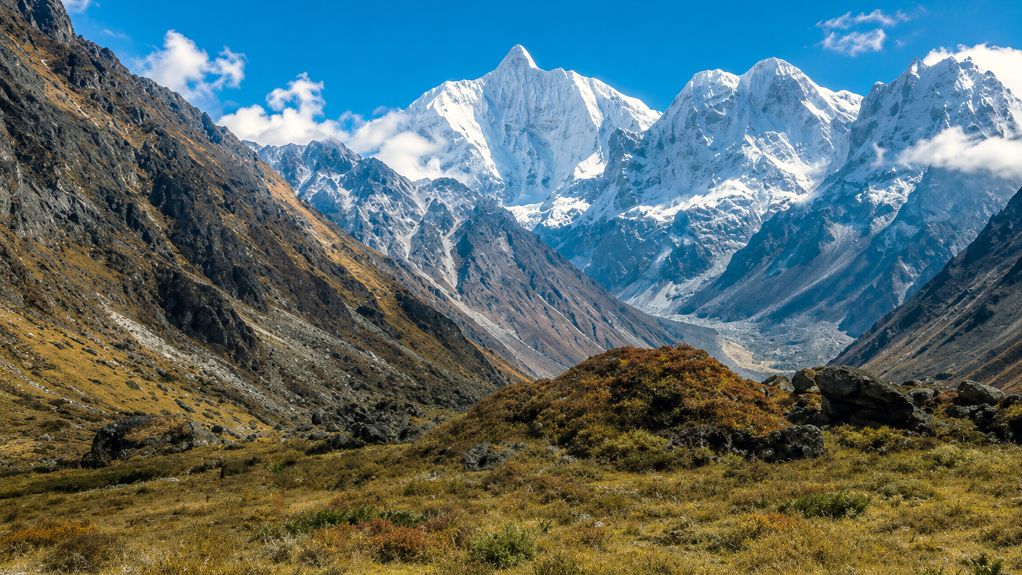 Kanchenjunga Circuit Trek